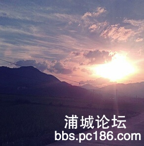 4C{F%RDB`BSKG4~Z~6E[7XR.jpg