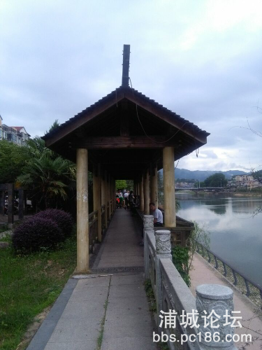 -1b3bfa5e0309eb60.jpg