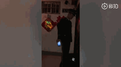 e4c9a9a98fd425ecdf8ae8762ccc93c0.gif