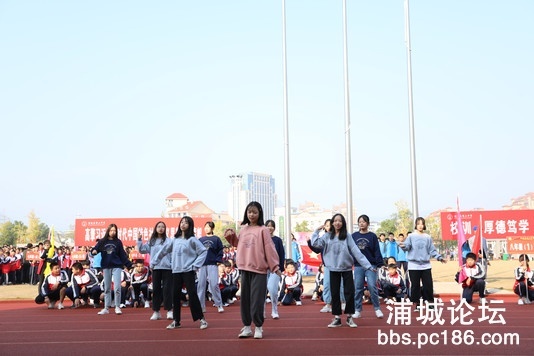 418c9057010f5d366753f4ef78455b90.jpg