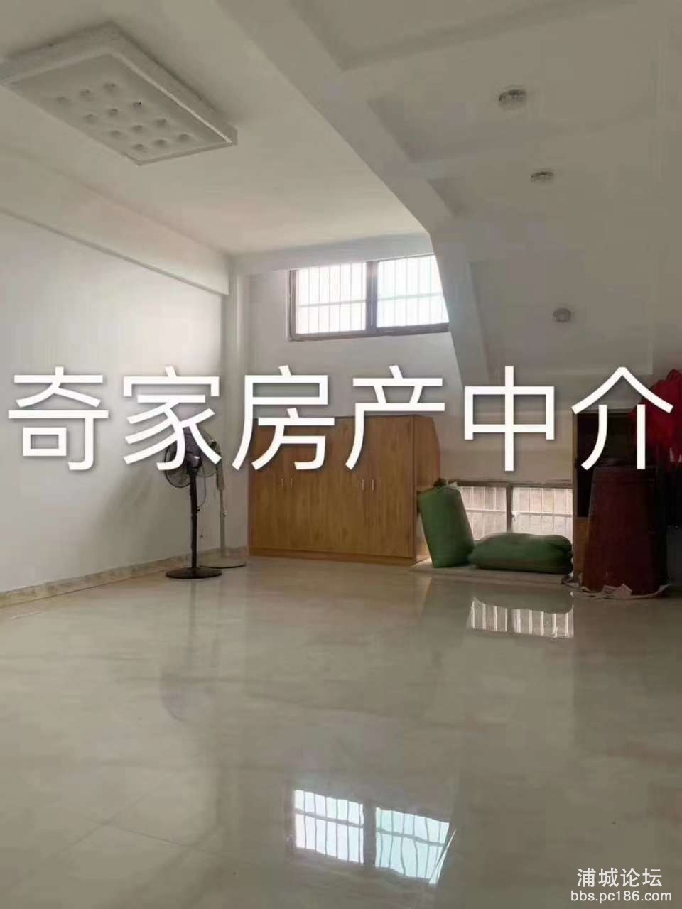 front2_0_Fq1Nqgdp7sYHV_s1Pg15kyyz2sJ7.1608727376.jpg