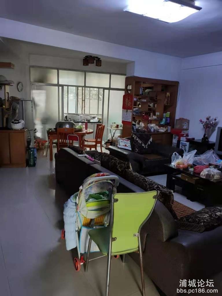 front2_0_Fu4Amo1sEBKdUsYYzjxkMJE8SRm8.1614561627.jpg