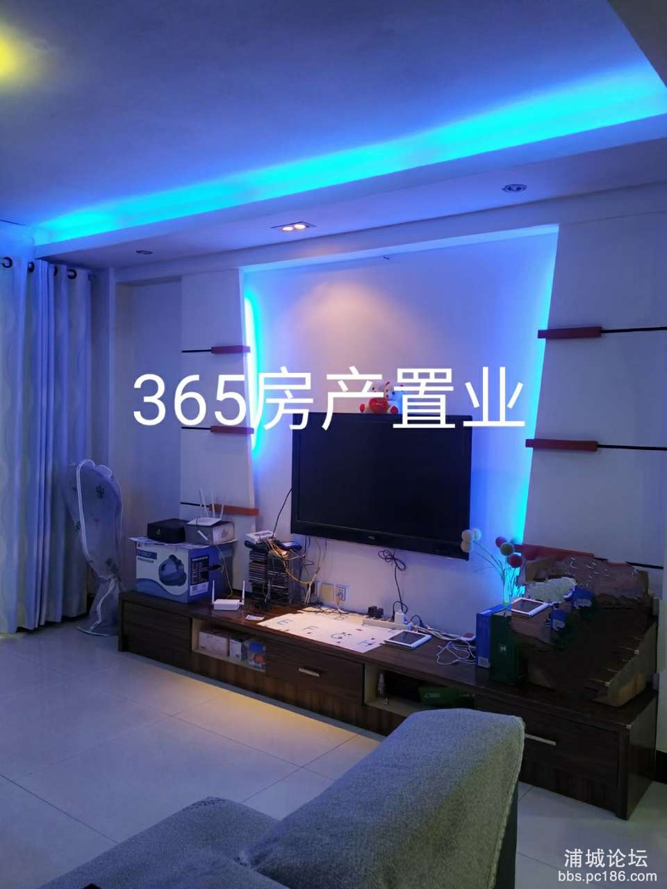 front2_0_FpDAsb2NRFpj9bvNGgQpECbL-lBA.1614825459.jpg