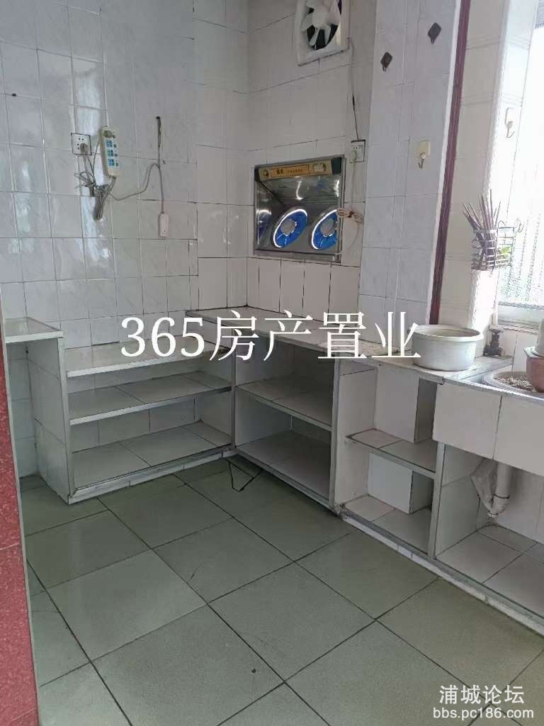 front2_0_Fkf68mhF8HNTEViakKg1_zDoMHp6.1628159519.jpg