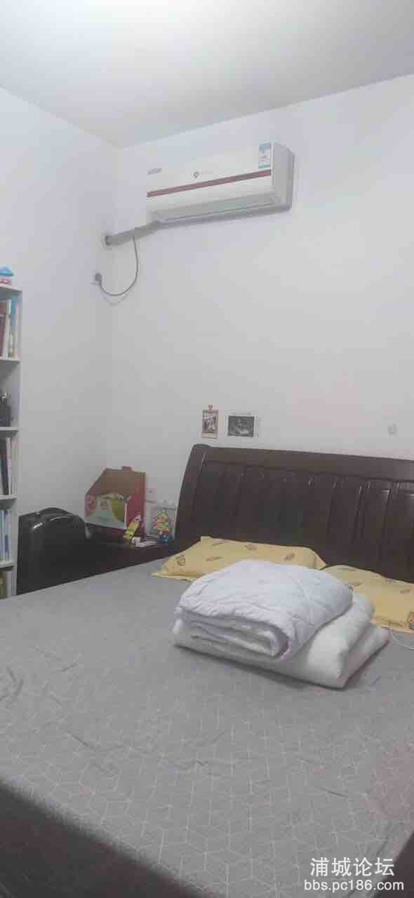 front1_0_FupkxmT1eLu5u-whtYyv2G2BkU2U.1628414254.jpg