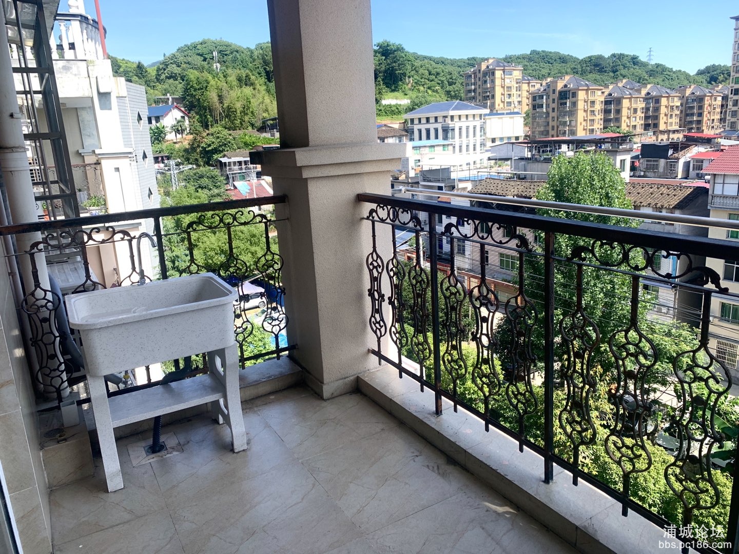20230908203438front1_0_241667_Fp-Ty6xGCJu_LadBHDfUbau5c1u3.jpg