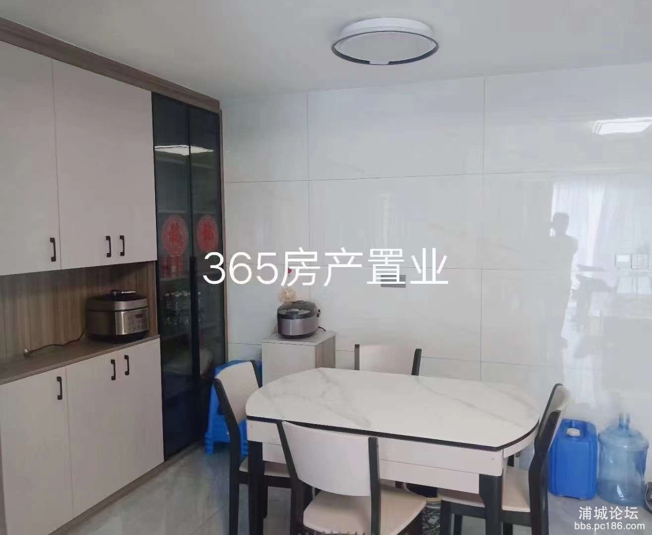 20231002150311front2_0_243866_FjdSjG8NHjmEHAYi9ChUw8f1DzSC.jpg